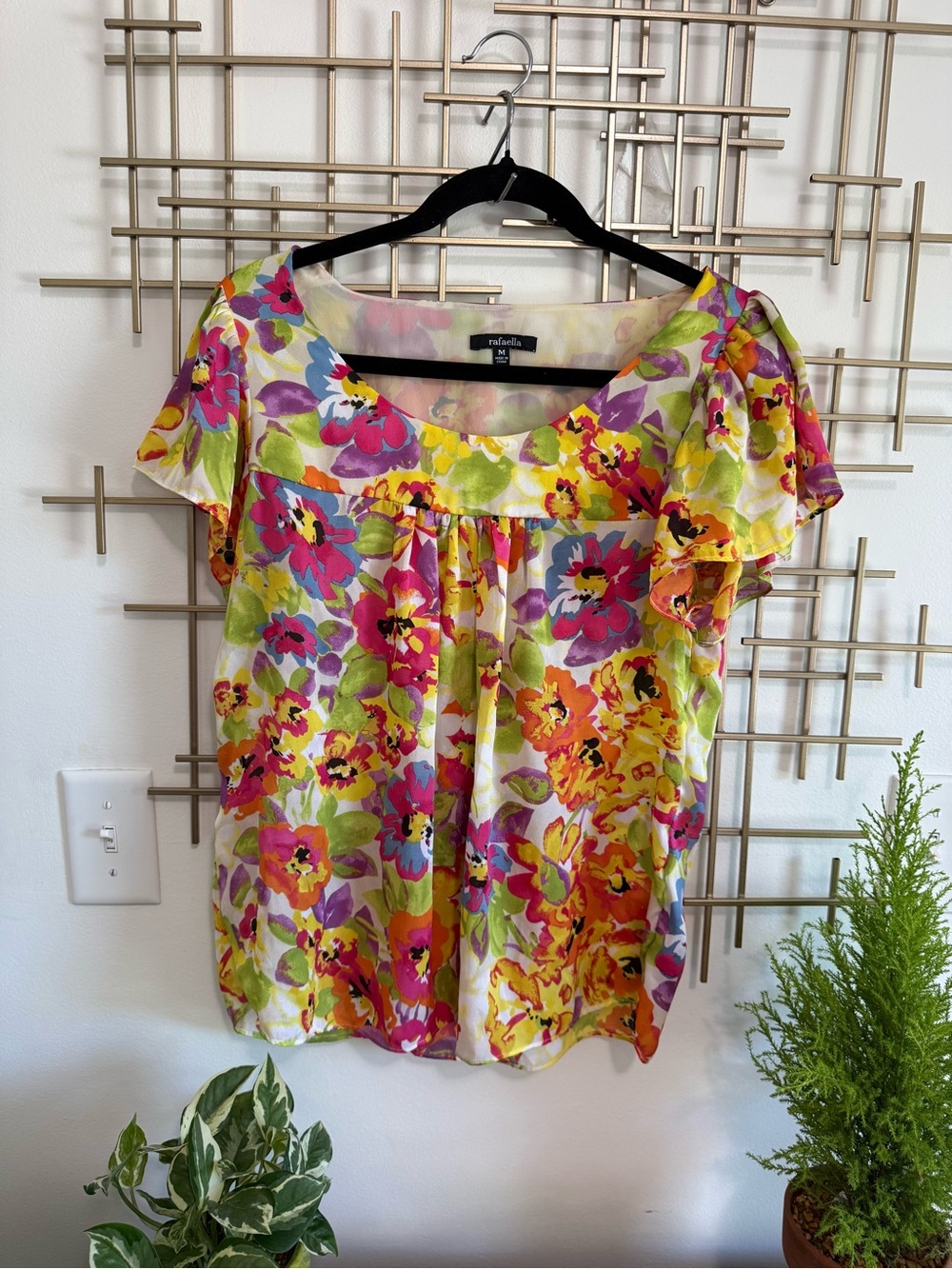 Fab Rafaela Floral Scoop Neck Flutter Sleeve Top - Multi Color